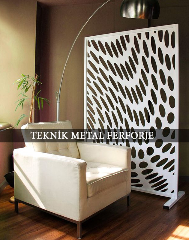 LAZER KESİM METAL BEYAZ BOYALI PARAVAN
